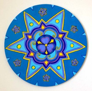 Samurai Kamon - Kenkatabami (Samurai Family Crest Design of Swords and Wood Sorrel Flower) (16" diameter)