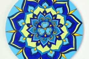 Samurai "Kenkatabami" Family Crest Mandala Design (12" diameter)